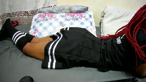 Snapshot of petitetasha chatting on September 23, 2025, 10:46 pm petitetasha online show from September 23, 2025, 10:46 pm