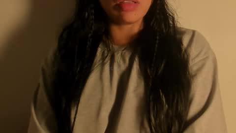 Snapshot of petitgirl_ chatting on September 26, 2025, 1:20 am J A S S online show from September 26, 2025, 1:20 am