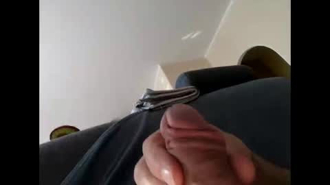 petr662 online show from October 3, 2025, 12:35 pm