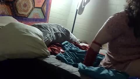 Petra Blossom online show from February 28, 2026, 12:28 pm