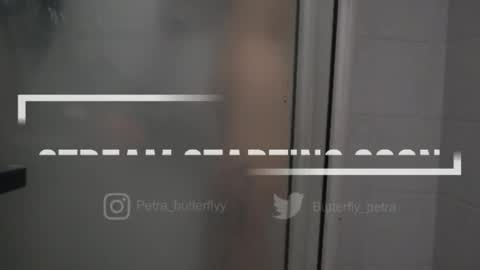 i.. .U can call me Nick ....    Help me to reach 200 thumbs up online show from March 13, 2026, 2:40 am