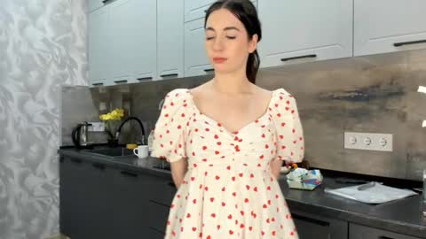 Snapshot of petracilley chatting on December 23, 2024, 6:05 pm Emma online show from December 23, 2024, 6:05 pm