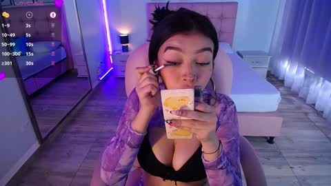 Pettit Courtny online show from December 19, 2024, 9:17 pm