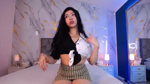 Pettit Courtny online show from February 25, 2025, 7:58 pm