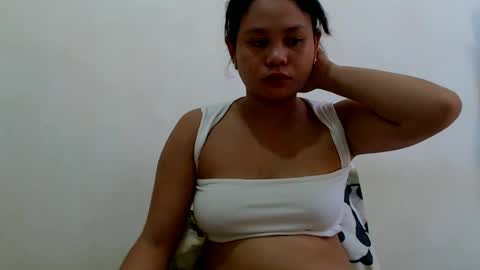 Snapshot of petty_yumii chatting on June 17, 2026, 3:31 am petty_yumii online show from June 17, 2026, 3:31 am