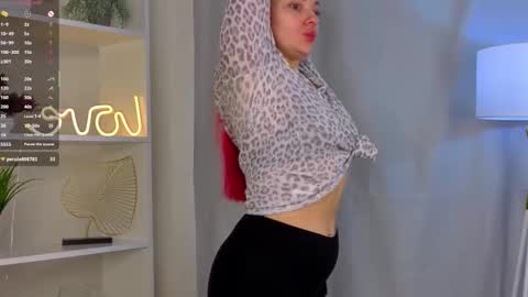 Kate online show from September 16, 2025, 5:30 am