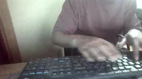 peyo873996 online show from April 18, 2026, 7:07 pm