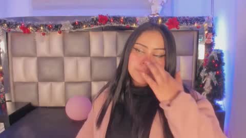 peyton_wat20 online show from December 4, 2025, 4:00 am