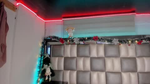 peyton_wat20 online show from December 17, 2025, 4:07 am