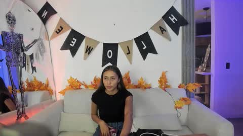 Peyton   online show from October 9, 2025, 1:58 am