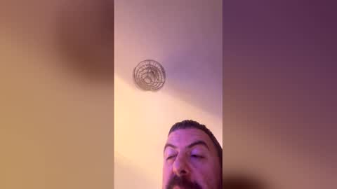 Snapshot of pez1112 chatting on May 30, 2026, 10:18 pm pez1112 online show from May 30, 2026, 10:18 pm