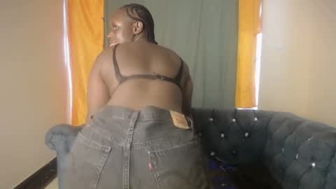 Pheey online show from April 7, 2026, 6:36 am