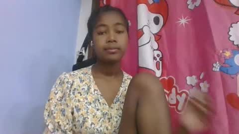 phania185885 online show from May 19, 2026, 5:47 am