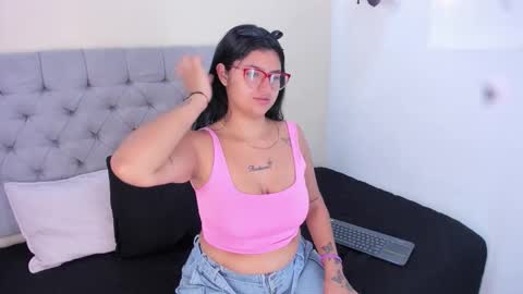 Snapshot of phaniedoll chatting on September 16, 2025, 10:38 am phaniedoll online show from September 16, 2025, 10:38 am