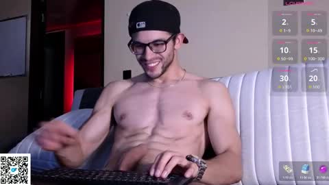 Snapshot of phantom_bigger1 chatting on March 21, 2026, 4:50 am phantom_bigger1 online show from March 21, 2026, 4:50 am