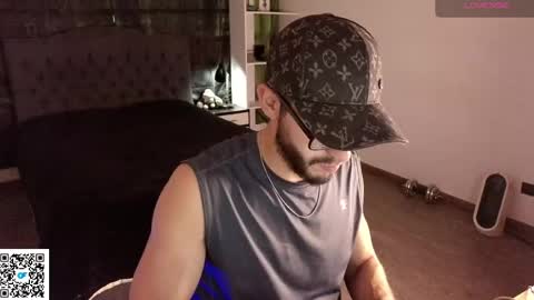 phantom_bigger1 online show from May 15, 2026, 9:55 pm