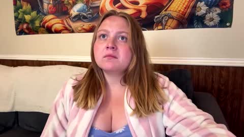 PhatAssBlond online show from September 22, 2025, 1:46 pm
