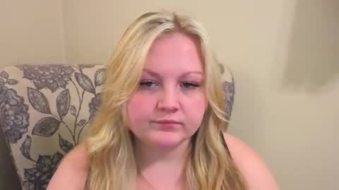 PhatAssBlond online show from April 28, 2026, 7:19 pm
