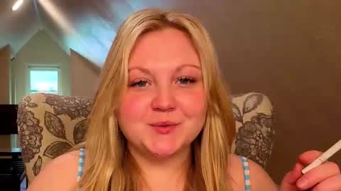 PhatAssBlond online show from May 3, 2026, 9:10 pm