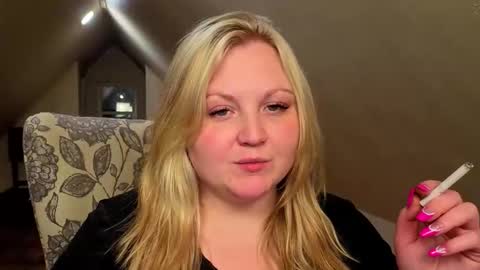 PhatAssBlond online show from May 9, 2026, 1:33 am