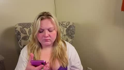 PhatAssBlond online show from June 11, 2026, 6:06 pm