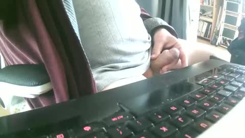 Snapshot of philache04 chatting on October 27, 2025, 10:41 am Gabu online show from October 27, 2025, 10:41 am