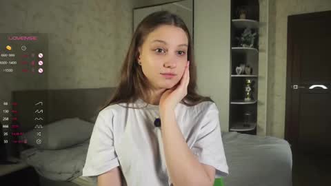 Bella online show from February 18, 2025, 5:53 pm