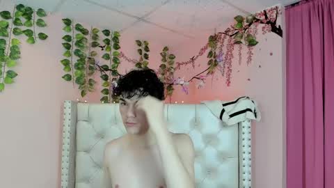 Snapshot of philippsx chatting on May 19, 2026, 5:14 am PHILLIP online show from May 19, 2026, 5:14 am