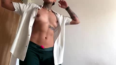 Snapshot of phillip_brownn chatting on October 15, 2025, 1:11 pm PHILLIP online show from October 15, 2025, 1:11 pm