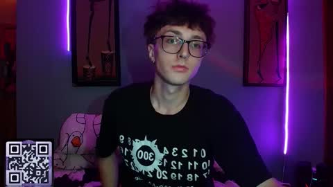 Phillip online show from September 17, 2025, 7:04 pm