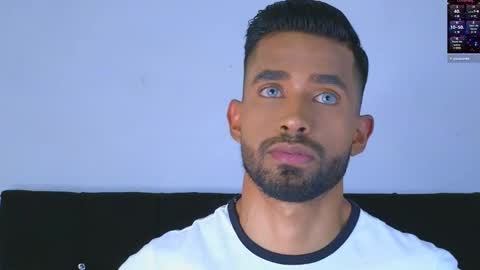 Snapshot of phillip_rayn chatting on December 14, 2024, 6:20 pm phillip online show from December 14, 2024, 6:20 pm