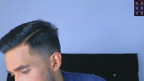 Snapshot of phillip_rayn chatting on December 19, 2024, 4:57 pm phillip online show from December 19, 2024, 4:57 pm