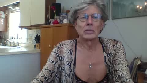 phillipa online show from February 21, 2025, 4:37 pm