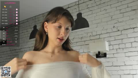 Emilia online show from February 4, 2025, 4:50 pm