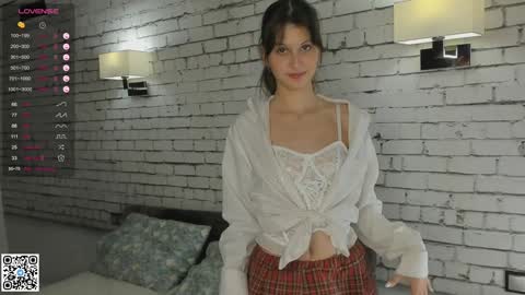 Emilia online show from February 7, 2025, 12:31 am