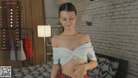 Emilia online show from February 24, 2025, 9:31 pm
