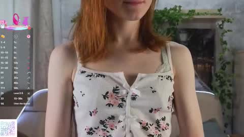 Emilia online show from September 9, 2025, 4:45 am