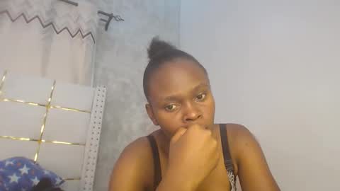 phoebe online show from February 7, 2026, 7:39 pm