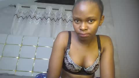 phoebe online show from February 24, 2026, 7:23 pm