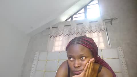 phoebe online show from March 16, 2026, 5:44 am