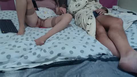 Snapshot of phoenix_aurora_ chatting on November 18, 2025, 11:48 pm Phoenix and Aurora online show from November 18, 2025, 11:48 pm