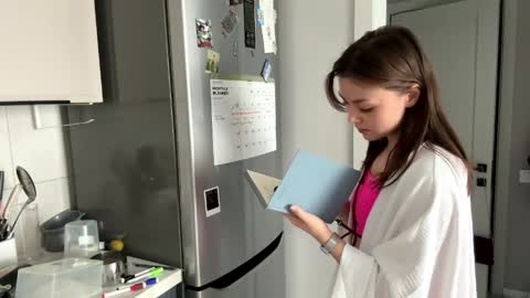 tris online show from April 30, 2026, 7:47 am