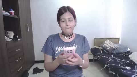 Snapshot of pia_alonzo30 chatting on May 15, 2026, 1:51 pm izzy online show from May 15, 2026, 1:51 pm