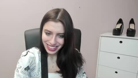 Snapshot of pia_desire chatting on November 29, 2025, 7:44 am P I A online show from November 29, 2025, 7:44 am