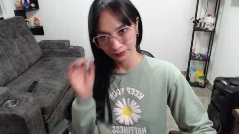 Pia  online show from September 8, 2025, 10:20 pm