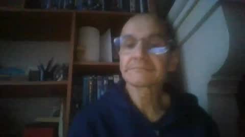 pichoun71 online show from December 28, 2024, 7:33 am