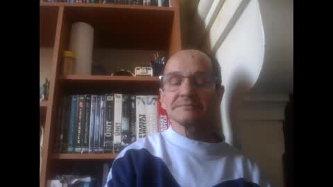 pichoun71 online show from February 16, 2025, 2:10 pm