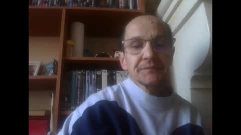 pichoun71 online show from March 1, 2025, 7:19 am