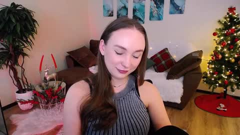 Emelie online show from December 21, 2024, 8:18 am