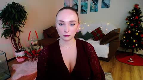Emelie online show from December 22, 2024, 4:39 am